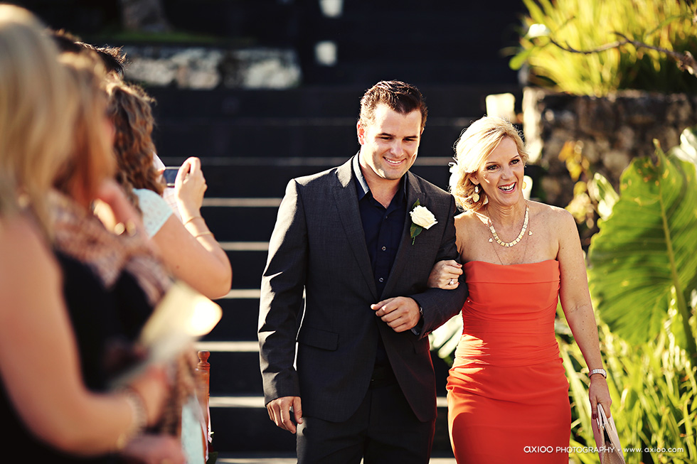 Axioo: Layers of Intricate Intimacies